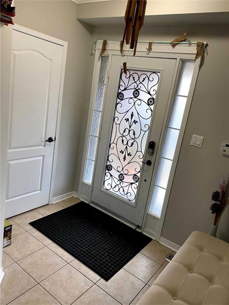 31 Middlecote Dr, Ajax, L1T0A4 | Image 2