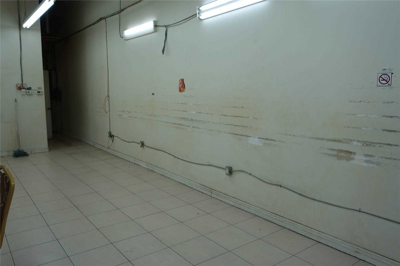 E110 - 3262 Midland Ave, Toronto, M1V0C6 | Image 2