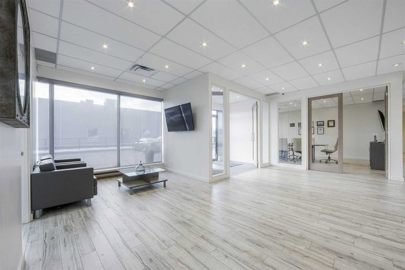 105-106 - 15 Harwood Ave S, Ajax, L1S2B9 | Image 2