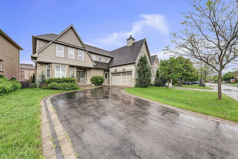 1990 Solar Pl, Oshawa, L1L0A3 | Image 2