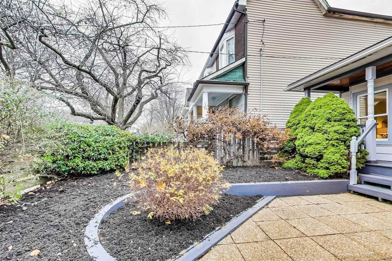 203 Rhodes Ave, Toronto, M4L3A2 | Image 2