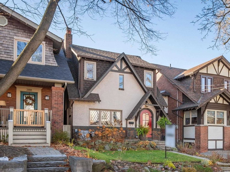 390 Kingswood Rd, Toronto, M4E3P1 | Image 2