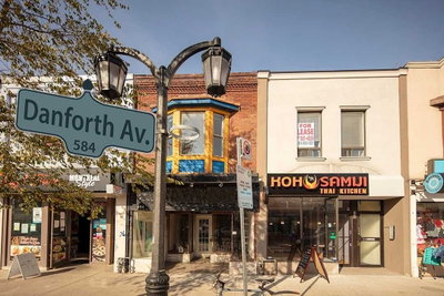 Commercial/Retail sold at 584 Danforth Avenue, Toronto, Ontario, M4K1R1 - Playter Estates-Danforth - MLS: E4995638