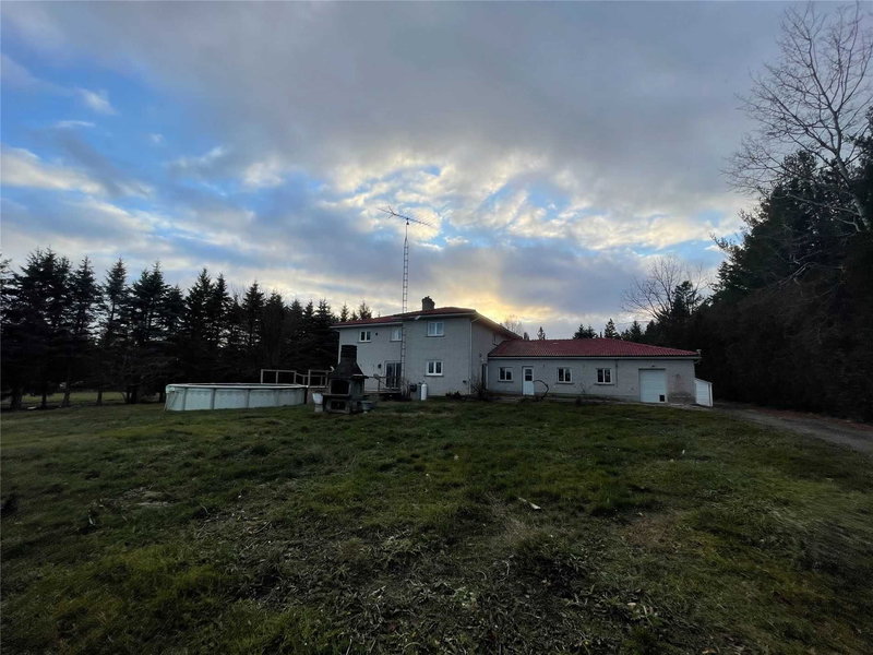 5575 Halls Rd, Whitby, L1Mis5 | Image 3