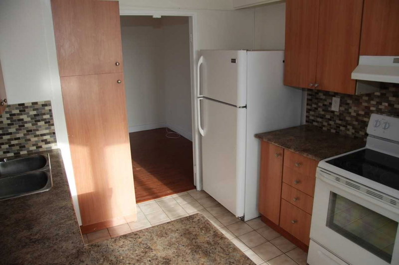 1108 - 410 Mclevin Ave, Toronto, M1B5J5 | Image 2