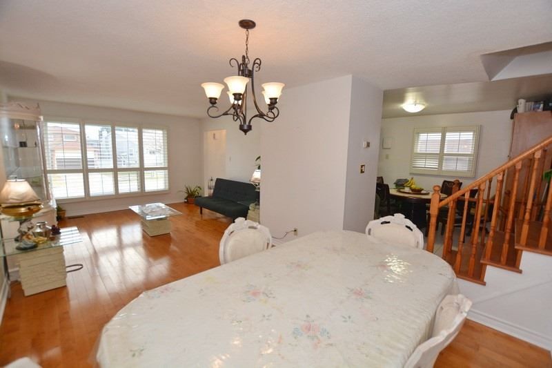 88 Braymore Blvd, Toronto, M1B2N5 | Image 2