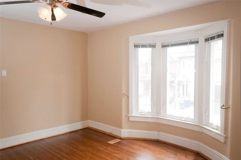 Upper - 108 Jones Ave, Toronto, M4M2Z8 | Image 3