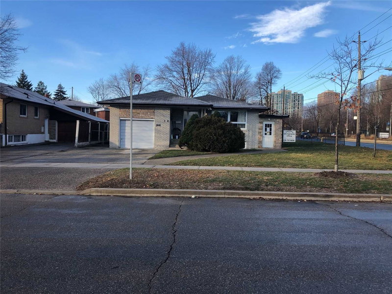 54 Saratoga Dr, Toronto, M1P4J1 | Image 2