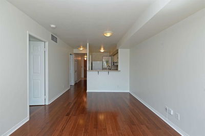 Unit 2005 — 18 Lee Centre Dr, Toronto - Woburn image-0-3