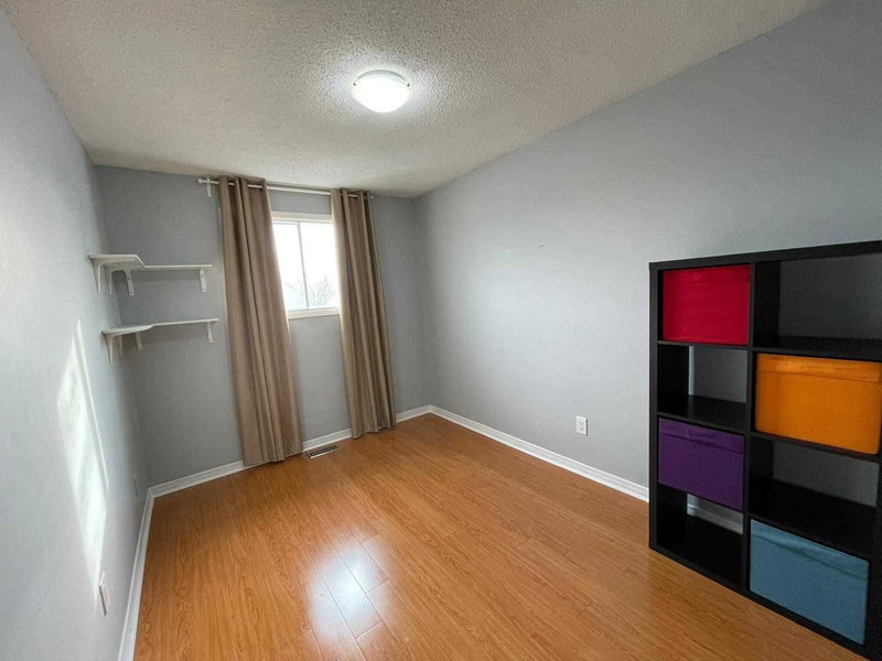 864 Copperfield Dr, Oshawa, L1K1P5 | Image 3