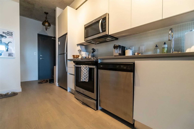 323 - 246 Logan Ave, Toronto, M4M0E9 | Image 3