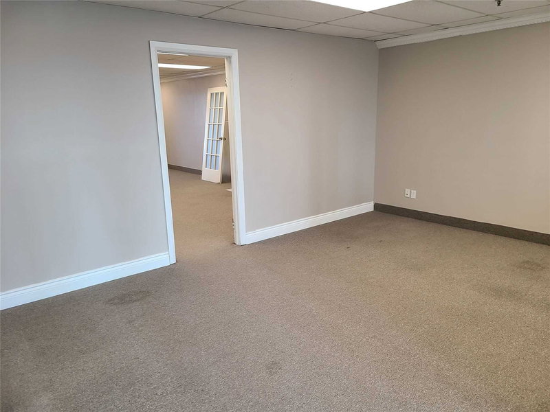 #14B - 1815 Ironstone Manr, Pickering, L1W3W9 | Image 3