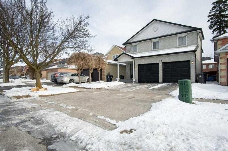 17 Plumrose Blvd, Toronto, M1E 5E8 | Image 2