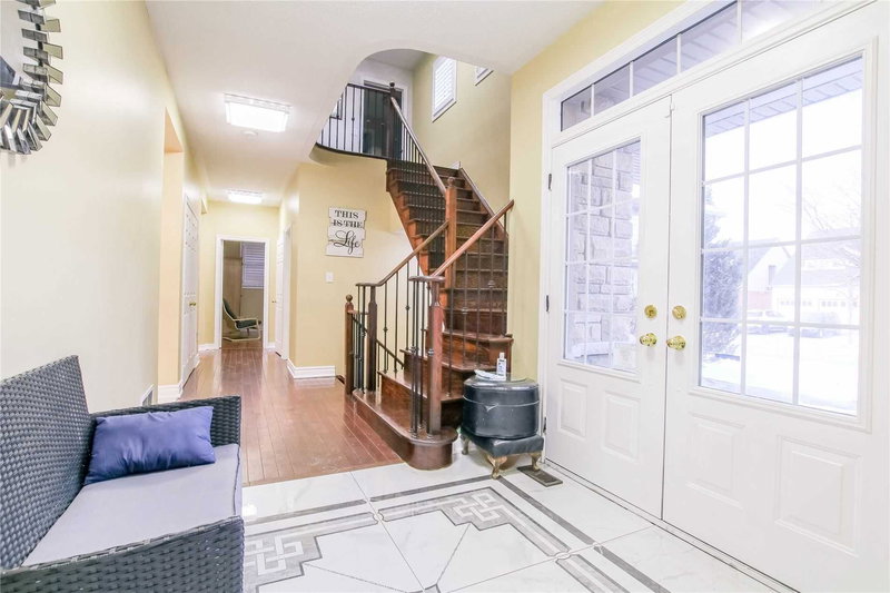 1990 Solar Pl, Oshawa, L1L0A3 | Image 3