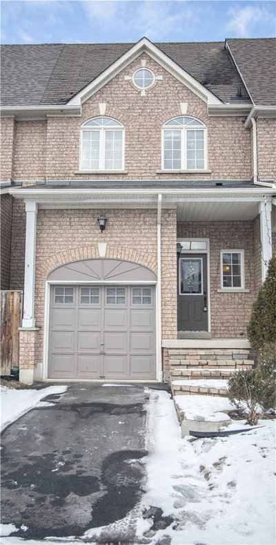 Townhouse sold at 20 Gateway Court, Whitby, Ontario, L1R3M9 - Taunton North - MLS: E5107880