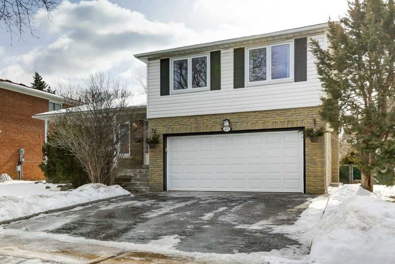 221 Chartland Blvd, Toronto, M1S2S4 | Image 2