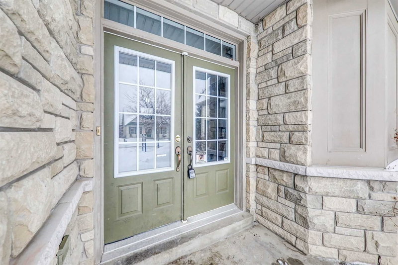 1990 Solar Pl, Oshawa, L1L0A3 | Image 3