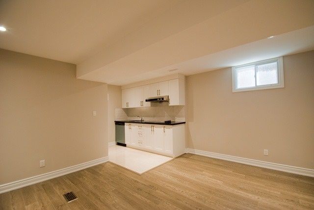 Lower - 10 Dixon Ave, Toronto, M4L 1N3 | Image 3