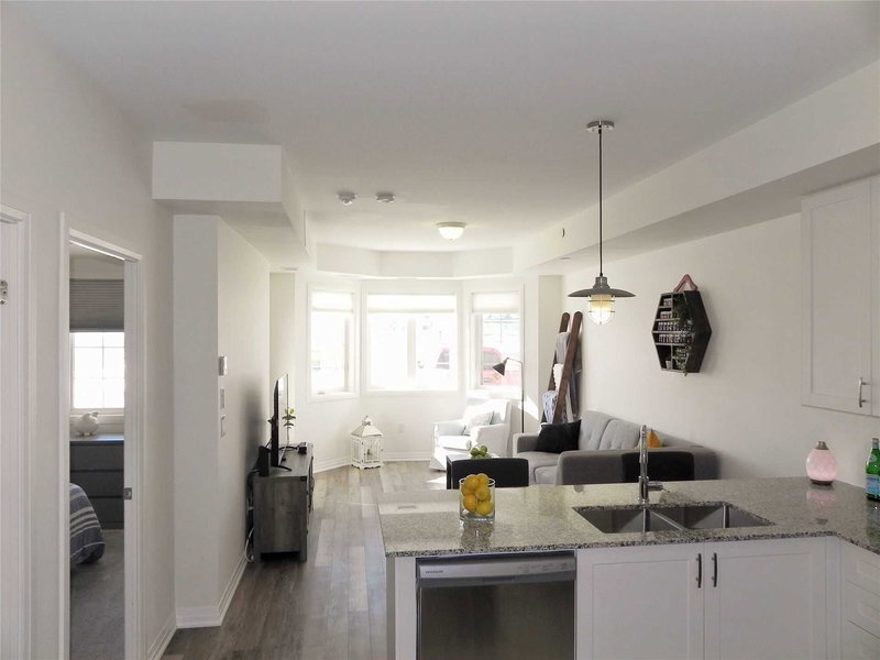 101 - 70 Shipway Ave, Clarington, L1B 0V7 | Image 3