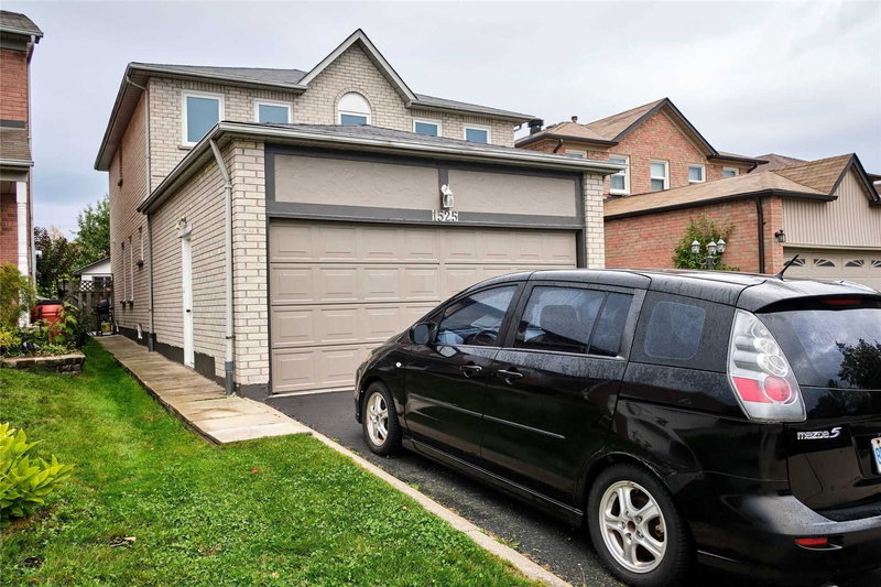 1525 Sturgeon Crt, Pickering, L1V 5P6 | Image 2