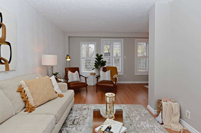 Main - 582 Lakeview Ave, Oshawa, L1J1B1 | Image 3