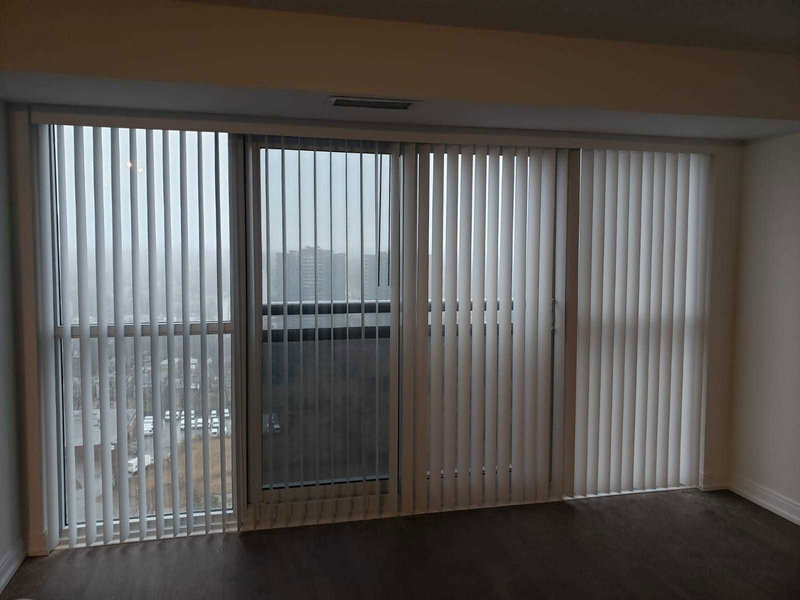 2421 - 275 Village Green Sq, Toronto, M1S 0L8 | Image 2