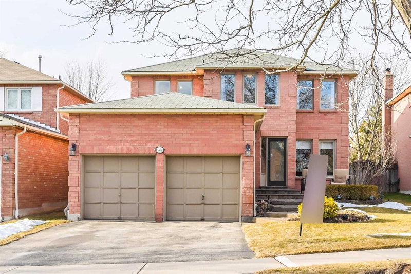33 Dagwell Cres, Ajax, L1T3M8 | Image 2
