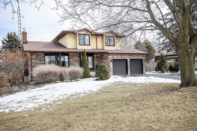 2853 Bellwood Dr, Clarington, L1B 0L5 | Image 2