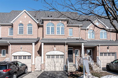 Townhouse sold at 8 Gateway Court, Whitby, Ontario, L1R3M9 - Taunton North - MLS: E5137259