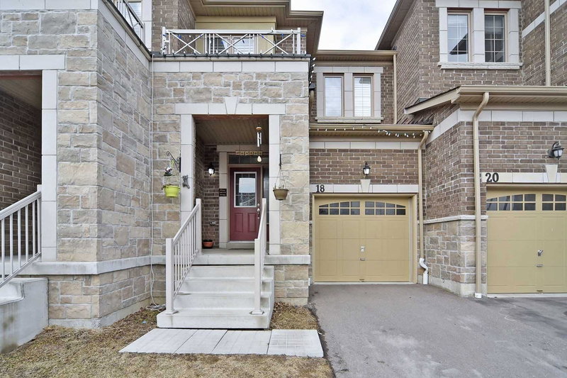 18 Rimrock Cres, Whitby, L1N0E5 | Image 3