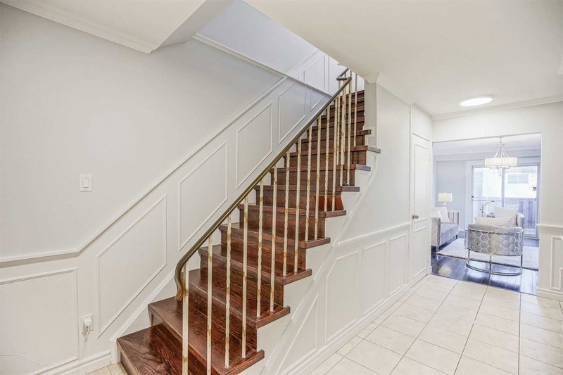 176 Carolbreen Sq, Toronto, M1V1H5 | Image 3