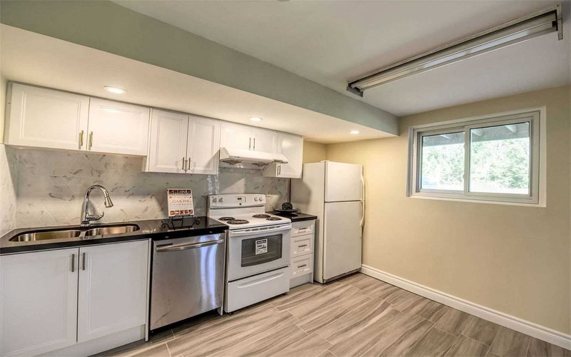 Bsmt - 225 Morningview Tr, Toronto, M1B5L7 | Image 3