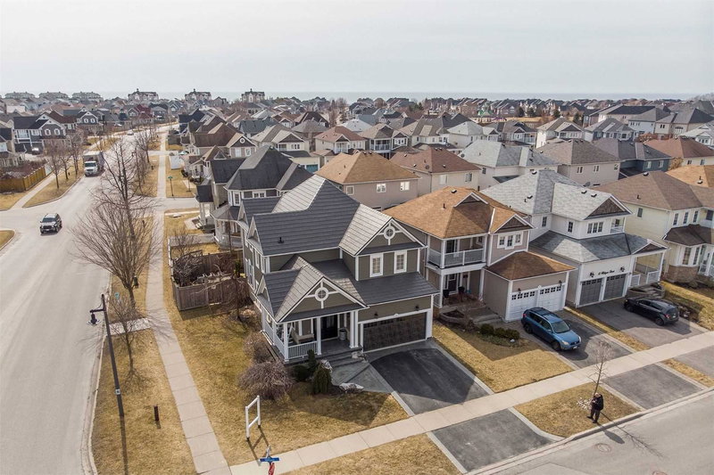 1 Milligan St, Clarington, L1B1R2 | Image 2