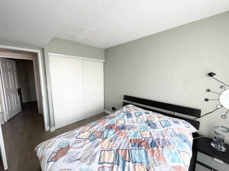 Room2