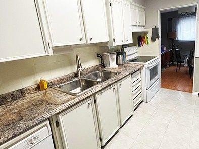 29 - 927 Burns St W, Whitby, L1N6J5 | Image 3