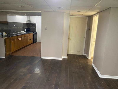 41 Broadbridge Dr, Toronto - Rouge E10 image-0-4