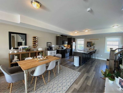 Townhouse leased at 210-17 Baldwin Street, Whitby, Ontario, L1M0K8 - Brooklin - MLS: E5208521