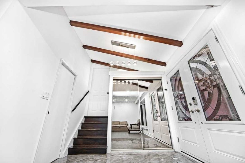 Main - 21 Aspendale Dr, Toronto, M1P4J7 | Image 3