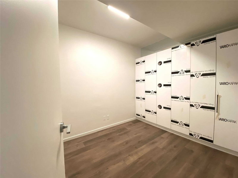 205 - 377 Broadview Ave, Toronto, M4K2M7 | Image 3