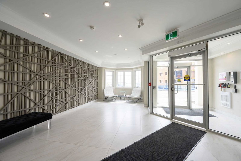 308 - 70 Shipway Ave, Clarington, L1B0B6 | Image 2