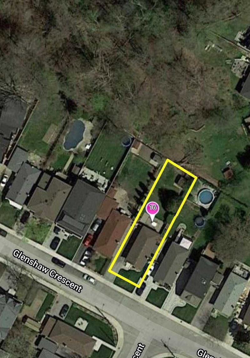 16 Glenshaw Cres, Toronto, M4B2C9 | Image 2