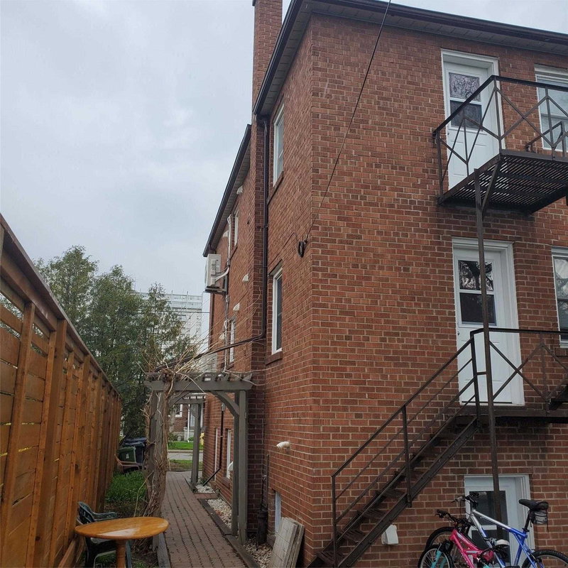 9-11 Bracebridge Ave, Toronto, M4C2X6 | Image 3