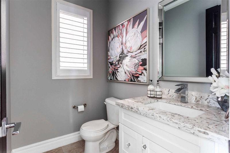 2549 Snow Knight Dr, Oshawa, L1L0K2 | Image 3