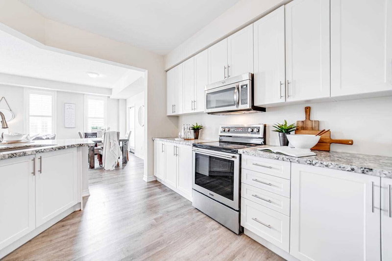 42 - 1430 Gord Vinson Ave, Clarington, L1E 0J6 | Image 3