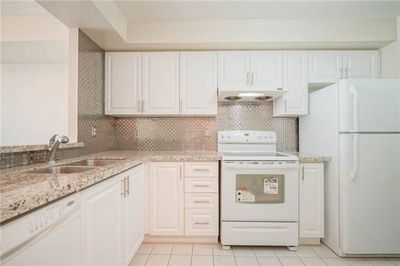 Unit 1810 — 18 Lee Centre Dr, Toronto - Woburn image-0-4