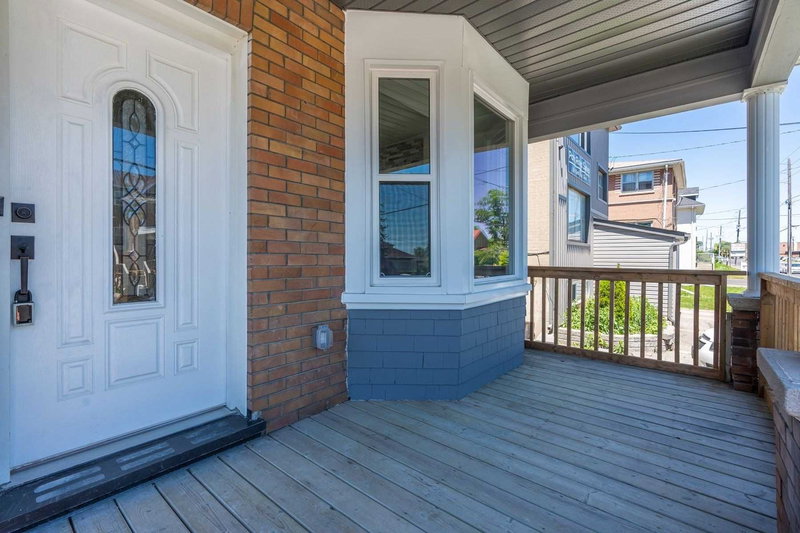 90 Park Rd S, Oshawa, L1J4G9 | Image 2