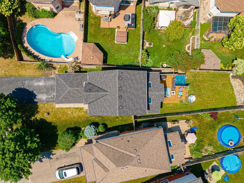 27 Foundry Lane, Whitby, L1P1M5 | Image 2