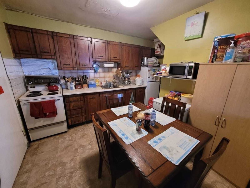 931 Danforth Ave, Toronto, M4J1L8 | Image 3