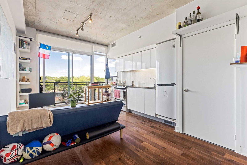 707 - 1190 Dundas St E, Toronto, M4M0C5 | Image 2