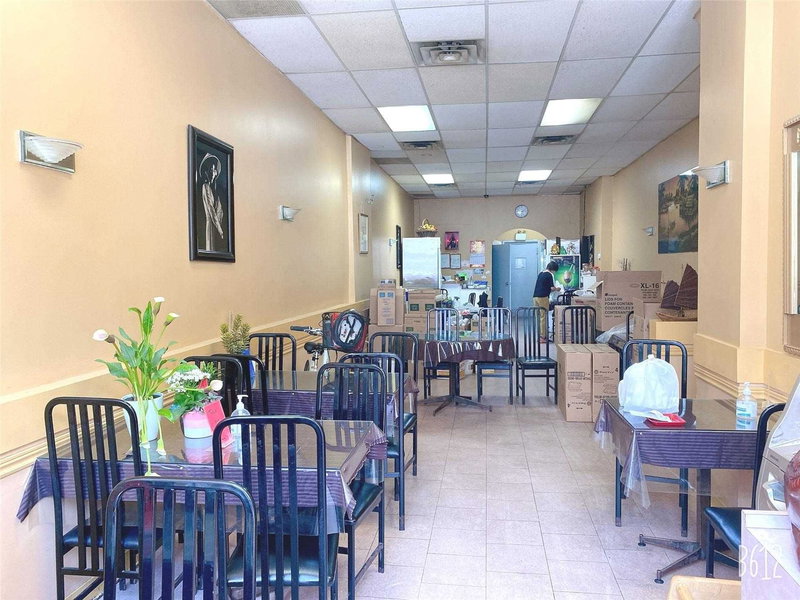 688 Gerrard St E, Toronto, M4M1Y3 | Image 2